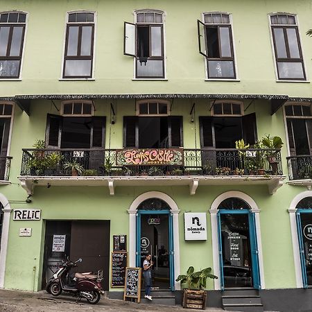 Luna'S Castle Hostel Panama City Exteriör bild