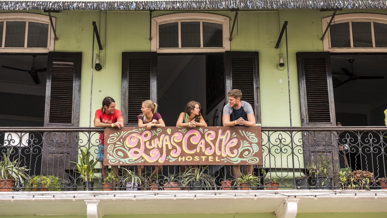 Luna'S Castle Hostel Panama City Exteriör bild